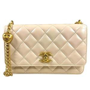 CHANEL Cream Lambskin Leather Heart Wallet